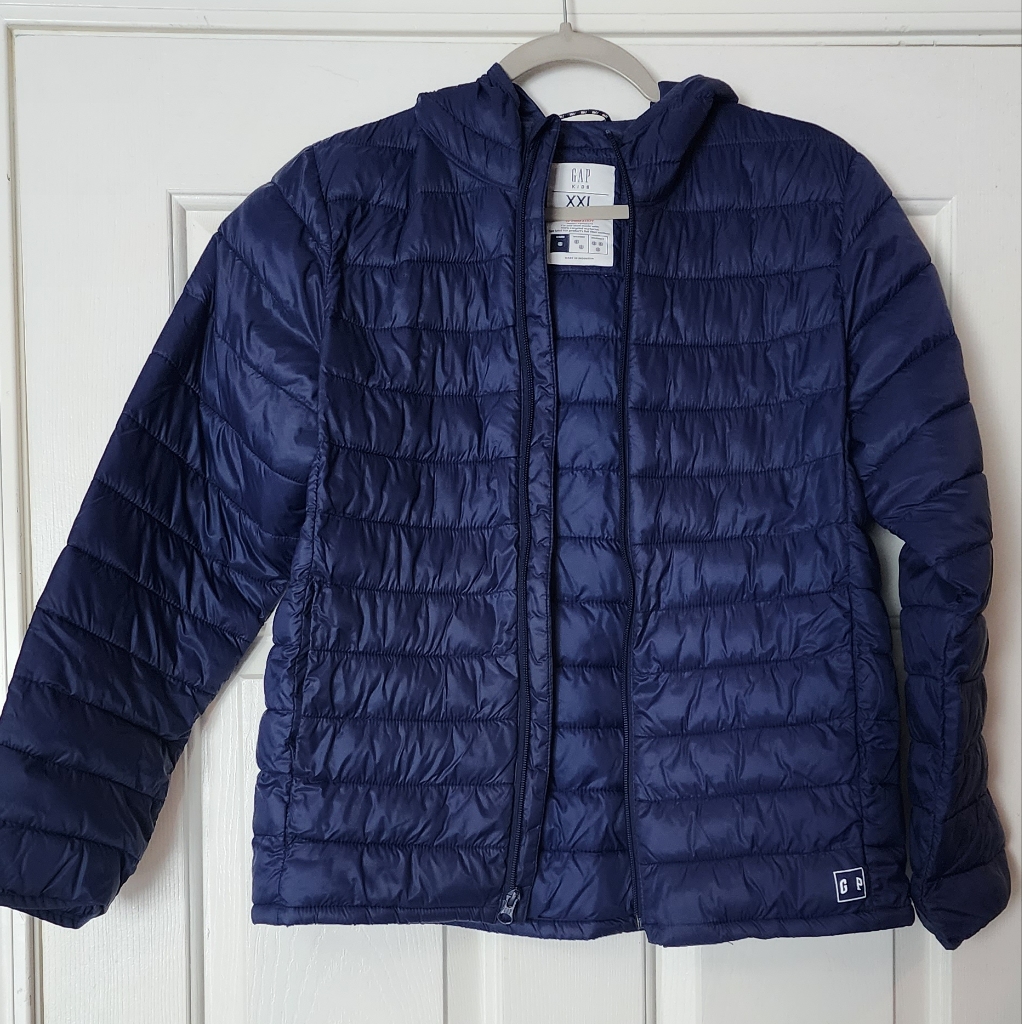 Gap Kids. Lightweight Puffer Jacket For Autumn Or Mild Winter Temps. Navy Blue.